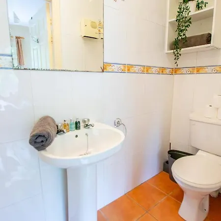 106 - The Townhouse By Shortstays *