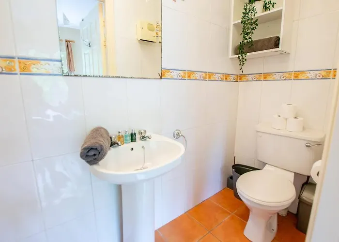 106 - The Townhouse By Shortstays *